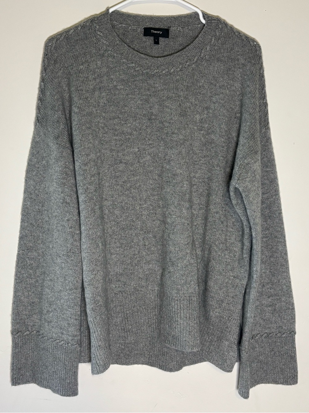 Theory Karenia Whipstitche Super Soft Thick 100% Cashmere Sweater Large NWOT - Picture 9 of 11